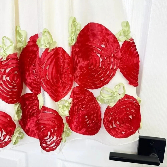 American Princess Girls Size 5 Formal Dress Cream Red Circle Rosette‎ Sleeveless - Picture 4 of 8